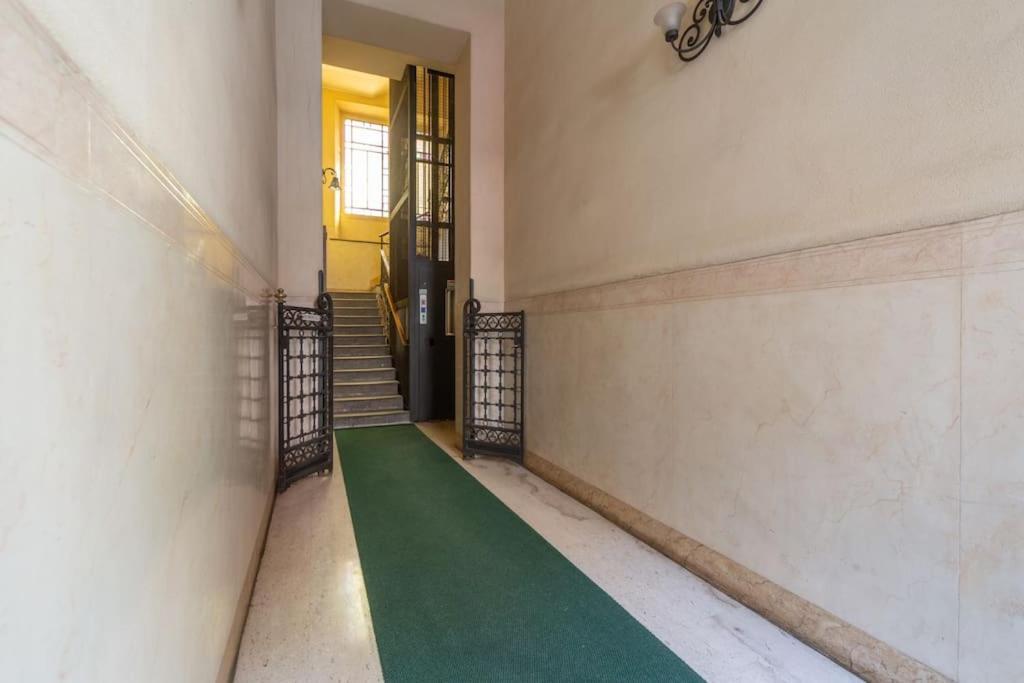 Milano Loft-Hosted By Sweetstay Exteriör bild